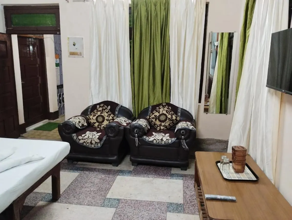 Shree Rameshwar Plaza Hotel Varanasi India